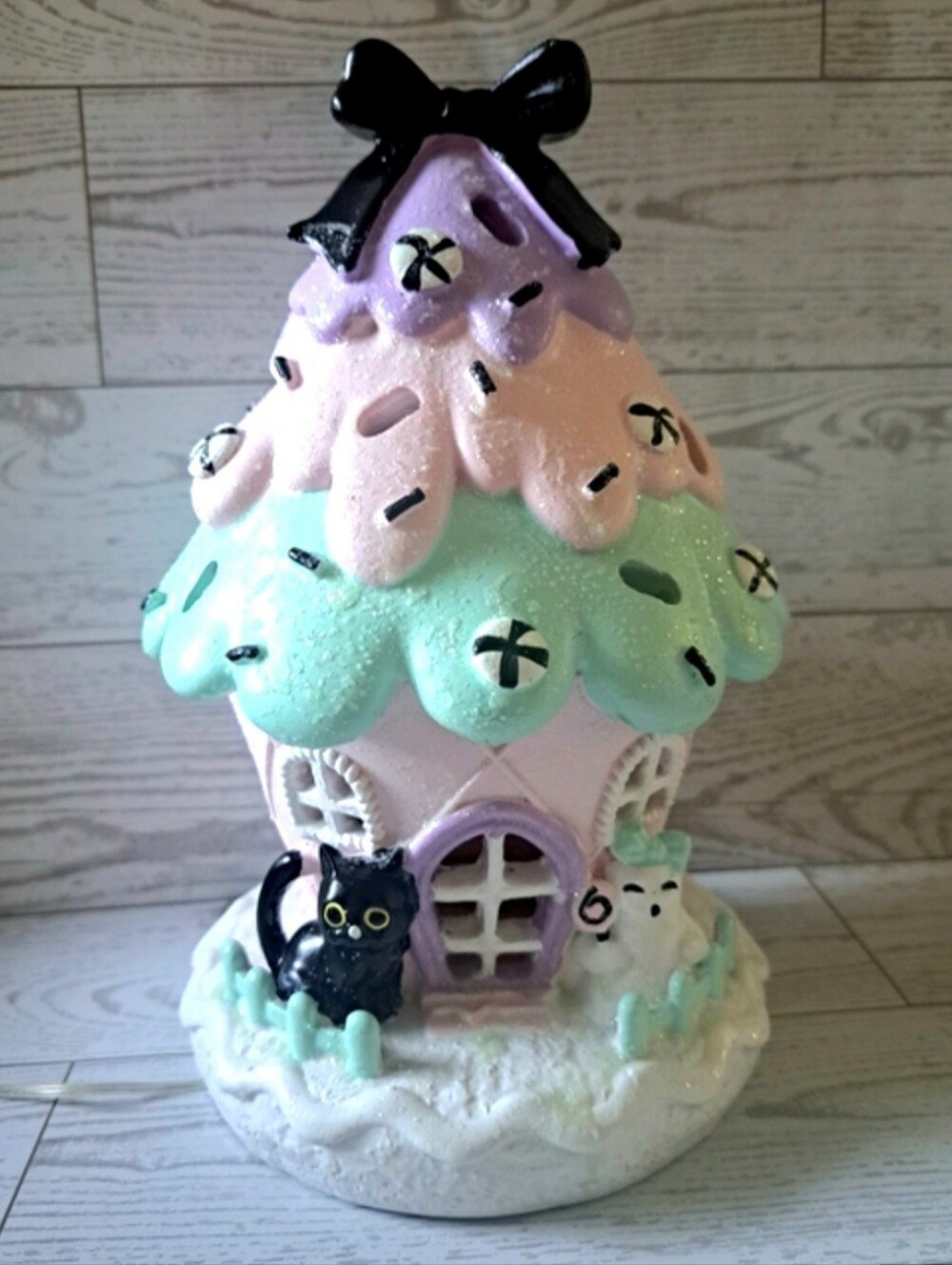 Lighted Halloween Tabletop Decor Pastel Ice Cream House Shelf Sitter